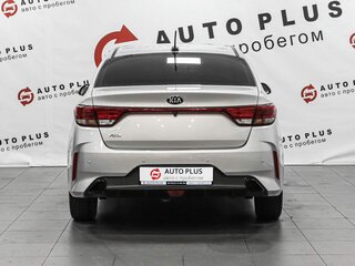 2021 Kia Rio IV Рестайлинг, серый, 1499000 рублей, вид 4
