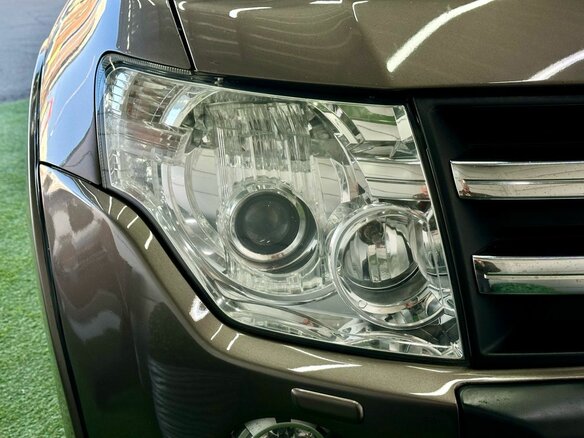2010 Mitsubishi Pajero IV, коричневый, 1879000 рублей - вид 9