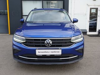 2021 Volkswagen Tiguan II Рестайлинг, синий, 2680000 рублей, вид 2