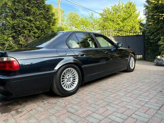 2000 BMW 7 серии 735i III (E38) Рестайлинг, чёрный, 950000 рублей, вид 2