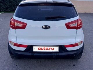 2011 Kia Sportage III, белый, 1195000 рублей, вид 4