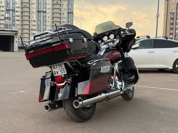 2011 Harley-Davidson Electra Glide, красный, 1050000 рублей - вид 7
