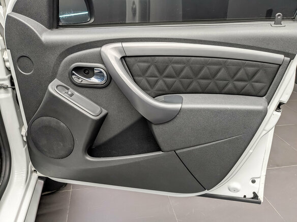 2018 Renault Duster I Рестайлинг, белый, 1325000 рублей - вид 24