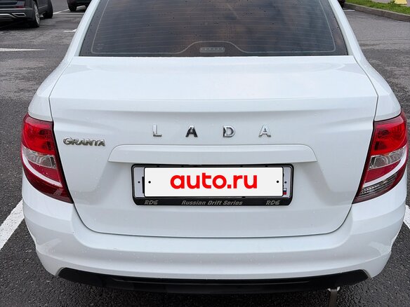 2021 Lada (ВАЗ) Granta I Рестайлинг, белый - вид 2