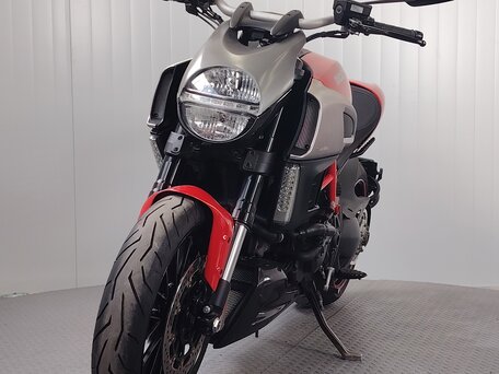 2011 Ducati Diavel, красный, 849000 рублей, вид 3