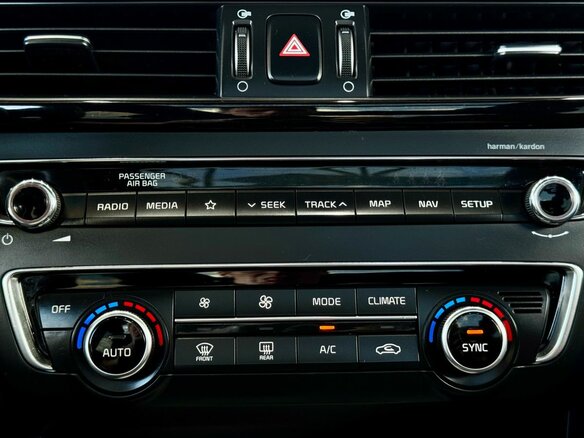 2018 Kia Optima IV Рестайлинг, белый, 1949000 рублей - вид 24