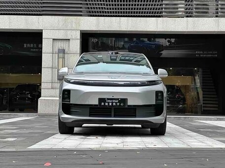 2024 Li Auto (Lixiang) L6 I, серебристый, 5490000 рублей, вид 4