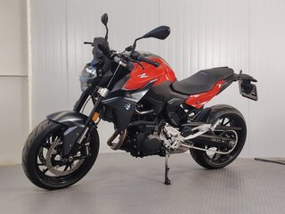 2024 BMW F 900 R, красный, 1049000 рублей, вид 4
