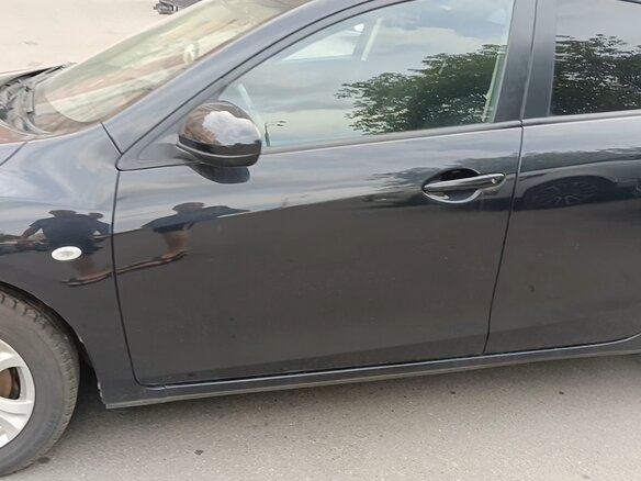 2013 Mazda 3 II (BL) Рестайлинг, чёрный, 900000 рублей - вид 6
