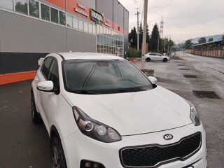 2017 Kia Sportage IV, белый, 1800000 рублей, вид 3