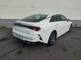 2021 Kia K5 III, белый, 2280000 рублей, вид 5