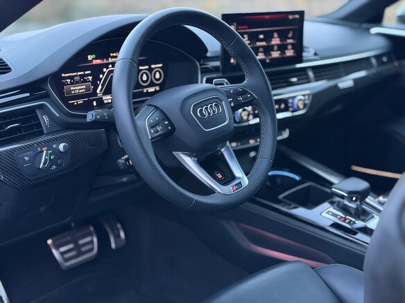 2022 Audi RS 5 II (F5) Рестайлинг, серый, 7850000 рублей - вид 6