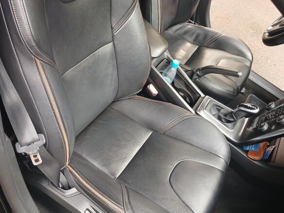 2015 Volvo V40 Cross Country I, чёрный, 1150000 рублей - вид 28