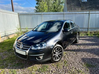 2010 Volkswagen Jetta V, чёрный, 360000 рублей, вид 1