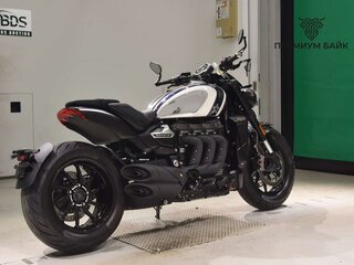 2025 Triumph Rocket 3, белый, 3299000 рублей, вид 5