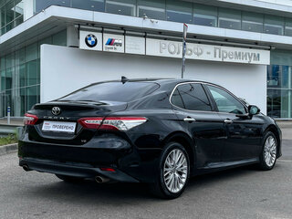 2020 Toyota Camry VIII (XV70), чёрный, 2899000 рублей, вид 5