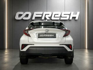 2018 Toyota C-HR I, белый, 1945000 рублей, вид 4