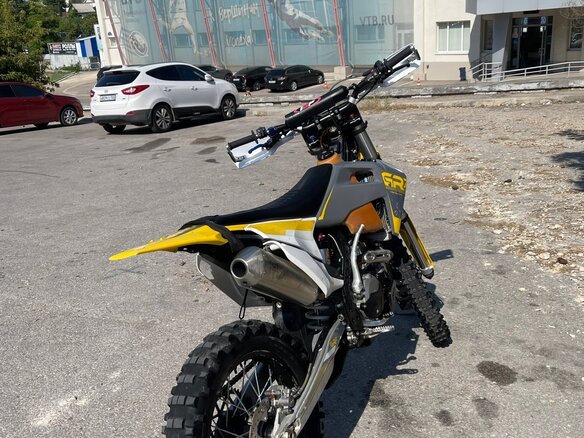 2024 GR GR7, жёлтый, 110000 рублей - вид 7