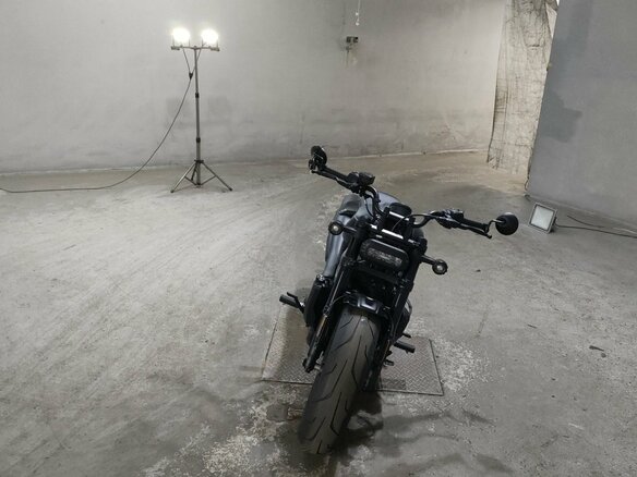 2021 Harley-Davidson Sportster S, чёрный, 1245000 рублей - вид 24