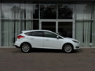 2018 Ford Focus III Рестайлинг, белый, 1149000 рублей, вид 4