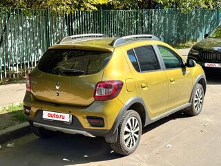 2017 Renault Sandero Stepway II, зелёный, 1600000 рублей, вид 5