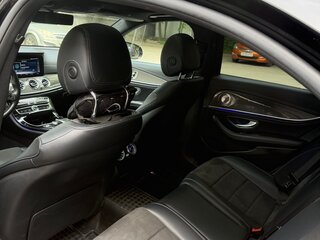 2016 Mercedes-Benz E-Класс 200 V (W213, S213, C238), чёрный, 2350000 рублей, вид 5
