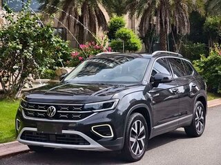 2023 Volkswagen Tayron I Рестайлинг, чёрный, 1845000 рублей, вид 1