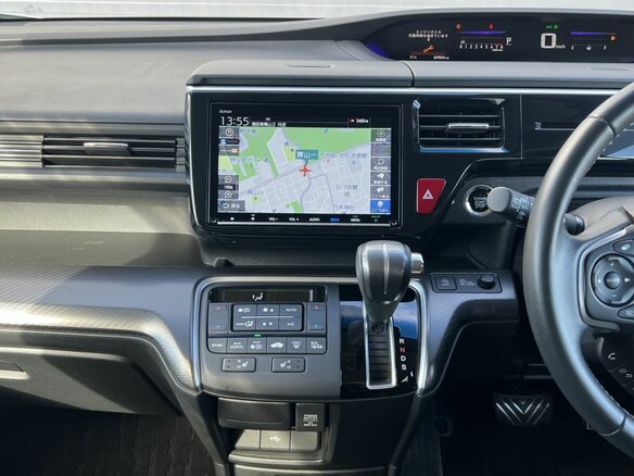 2019 Honda Stepwgn Spada V Рестайлинг, белый, 2620000 рублей - вид 16