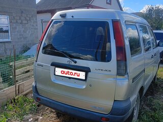 2001 Toyota Lite Ace V, серебристый, 450000 рублей, вид 5