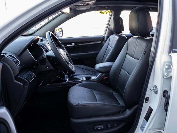 2018 Kia Sorento II Рестайлинг, белый, 1795000 рублей - вид 12
