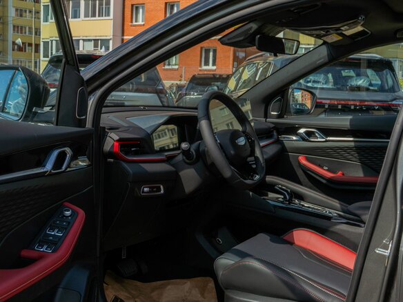 2026 Geely Coolray I Рестайлинг 2, серый, 2964990 рублей - вид 6