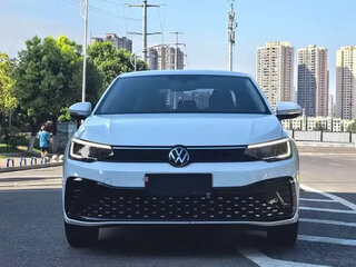 2023 Volkswagen Lavida XR, белый, 1123000 рублей, вид 3
