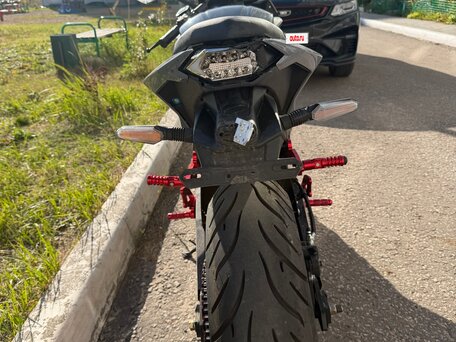 2026 Yamaha YZF-R3, серый, 349000 рублей, вид 4