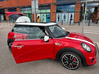 2021 Mini Hatch JCW III (F55/F56) Рестайлинг 2, красный, 3900000 рублей, вид 3