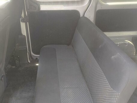 2015 Nissan NV200, серебристый, 1100000 рублей, вид 5