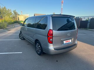 2020 Hyundai Grand Starex I Рестайлинг 2, серый, 4400000 рублей, вид 4
