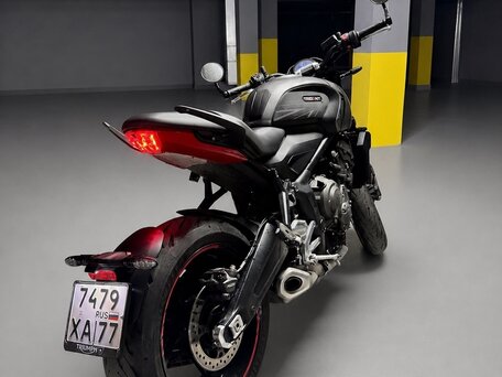 2021 Triumph Trident 660, серебристый, 700000 рублей, вид 2