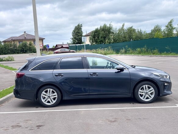 2019 Kia Ceed III, серый, 1800000 рублей - вид 3