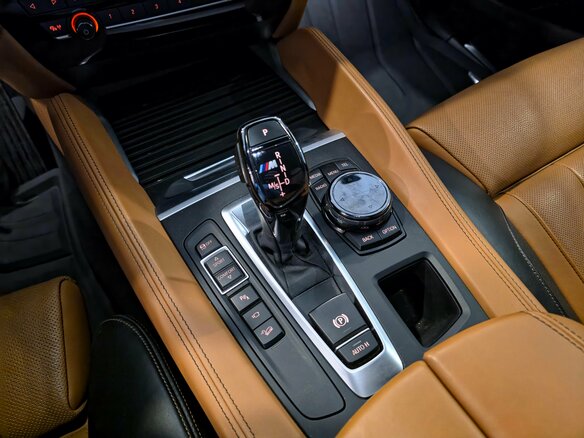 2016 BMW X6 M50d II (F16), белый - вид 16