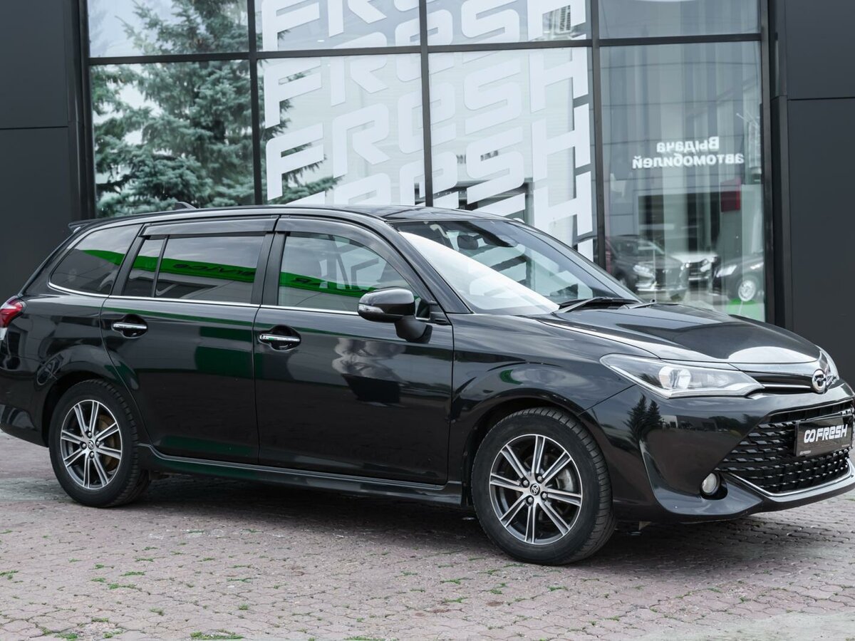 Открыть фотографии: Toyota Corolla XI (E160, E170, E180) Рестайлинг 1