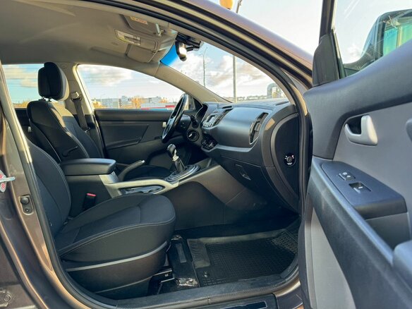 2014 Kia Sportage III Рестайлинг, коричневый, 1100000 рублей - вид 10