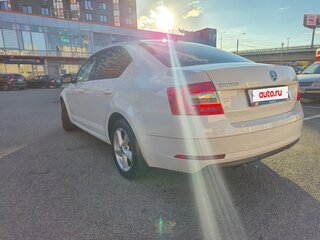 2020 Skoda Octavia III (A7) Рестайлинг, белый, 2150000 рублей, вид 3
