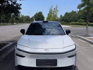 2026 Toyota bZ3X 58.3 kWh, белый, 2850000 рублей, вид 2