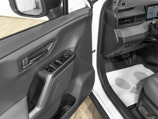 2026 Toyota RAV4 VI (XA60), белый, 3997000 рублей, вид 5