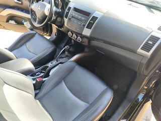 2011 Mitsubishi Outlander II Рестайлинг, чёрный, 1325000 рублей, вид 5