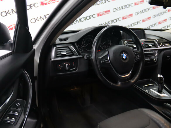 2017 BMW 3 серии 320i VI (F3x) Рестайлинг, белый, 1795170 рублей - вид 6