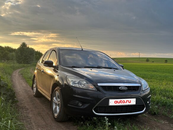 2008 Ford Focus II Рестайлинг, чёрный, 430000 рублей - вид 5