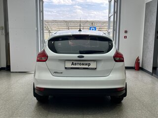 2016 Ford Focus III Рестайлинг, белый, 750000 рублей, вид 5