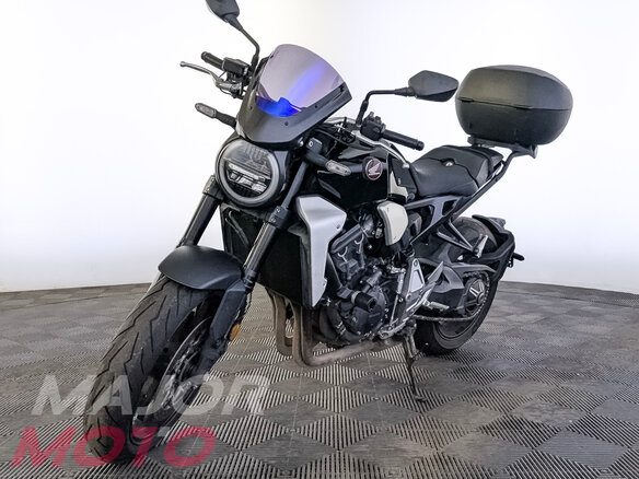 2020 Honda CB 1000R, чёрный, 999000 рублей - вид 2