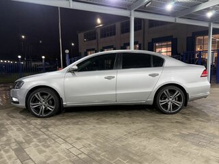 2011 Volkswagen Passat B7, серебристый, 1099000 рублей, вид 2